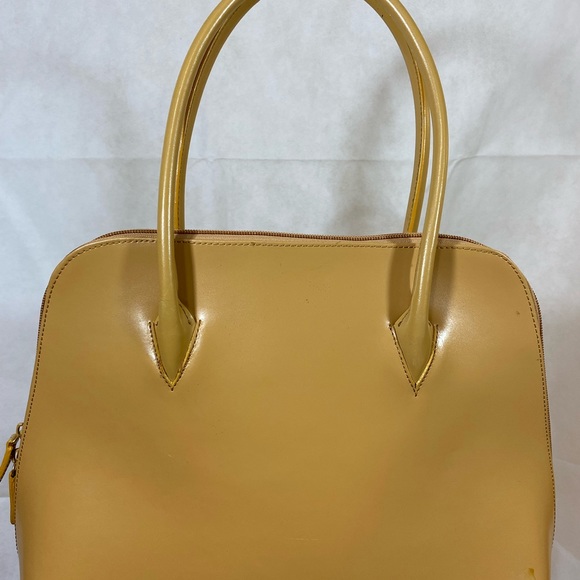 Classy Women’s tan leather purse - Picture 3 of 5